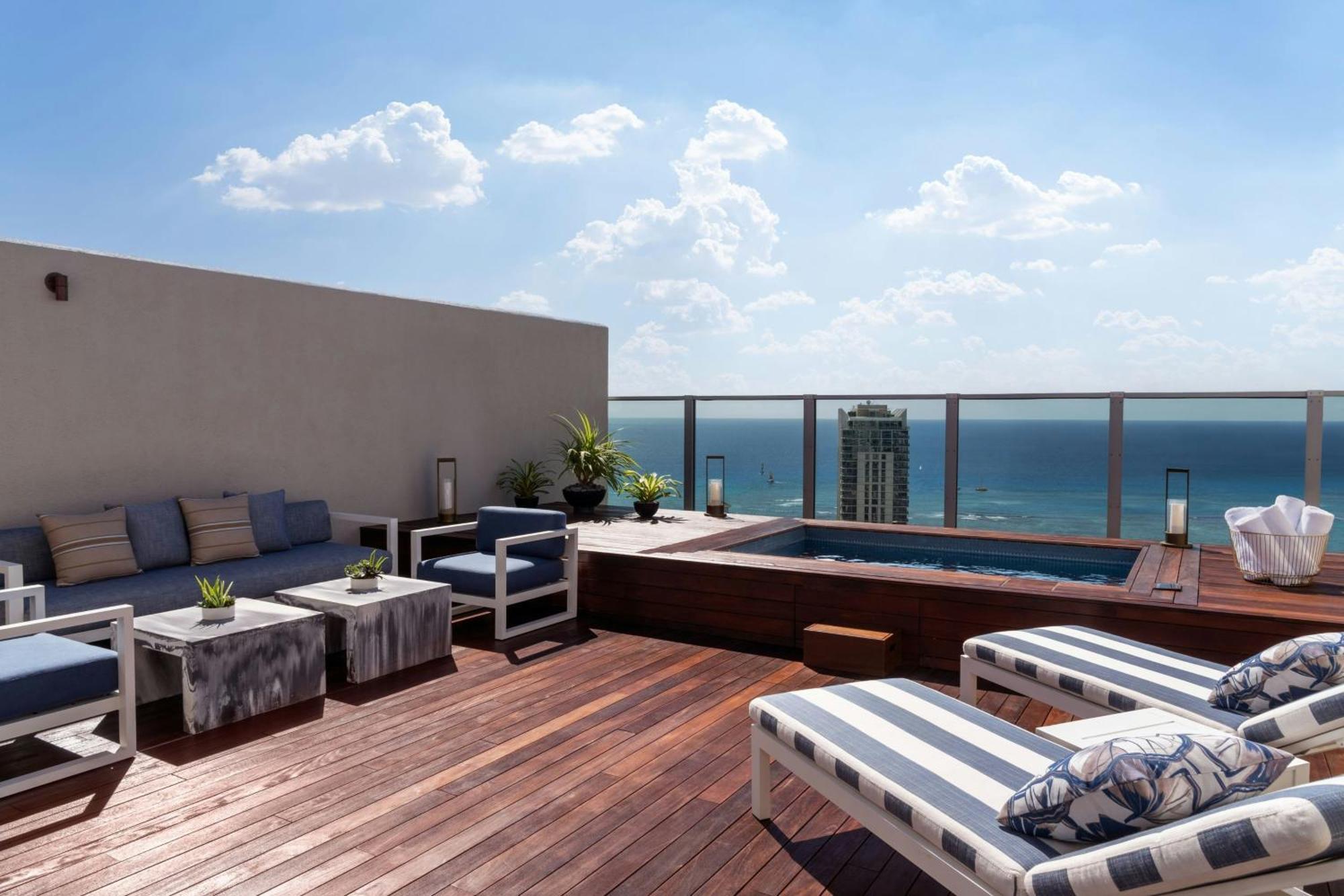 The Ritz-Carlton Residences, Waikiki Beach Hotel Honolulu Exterior foto